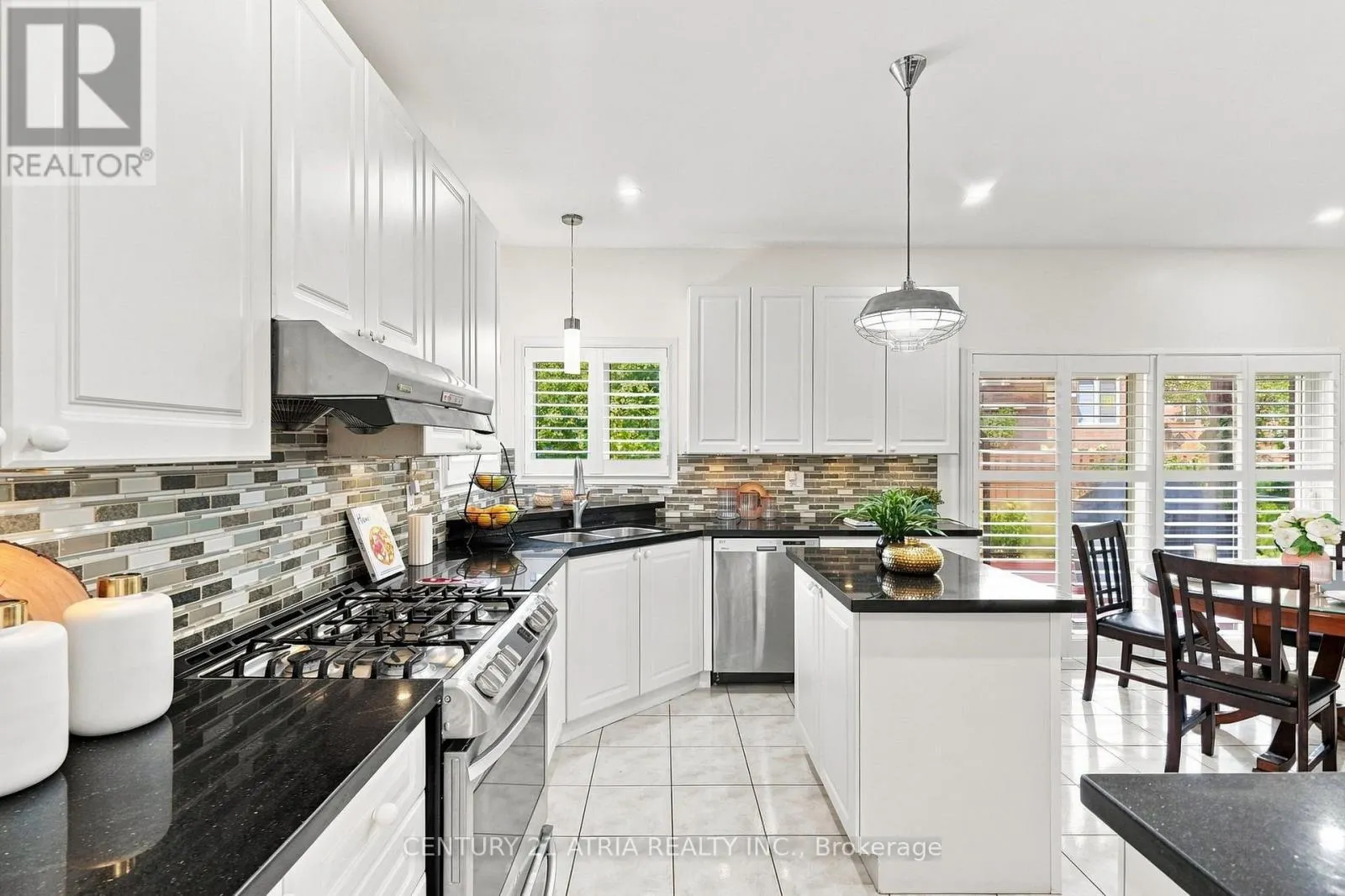 136 ROLLINGHILL ROAD