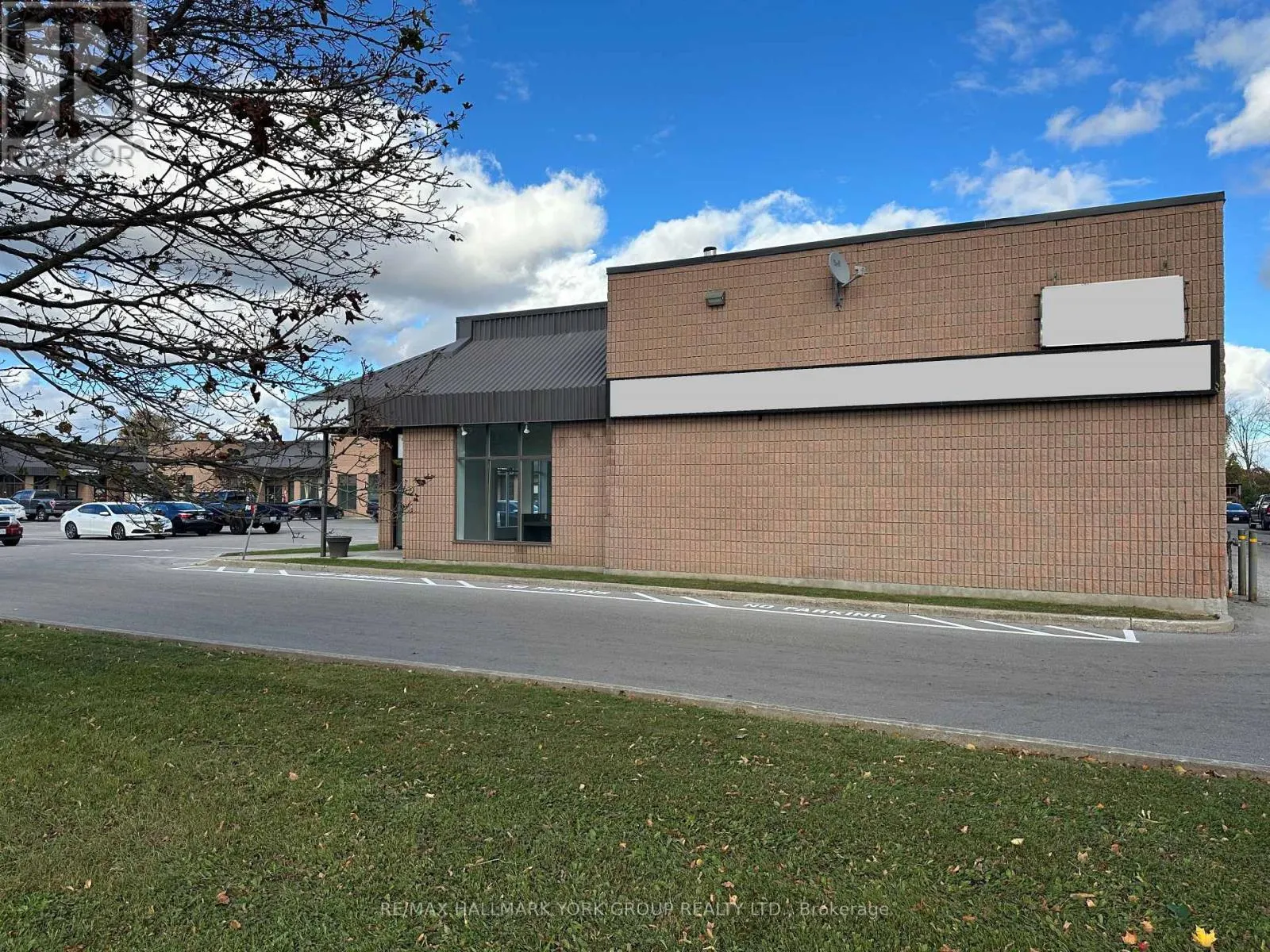 1-2 - 24707 WOODBINE AVENUE