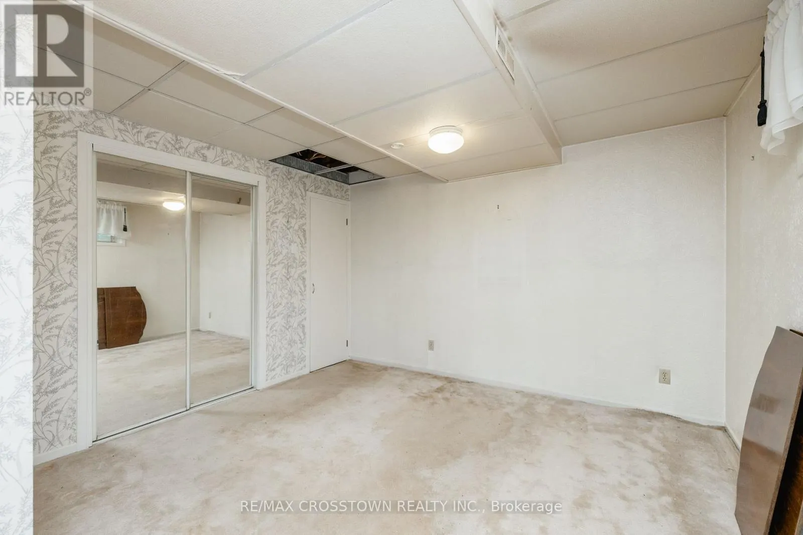 3379 MASON DRIVE