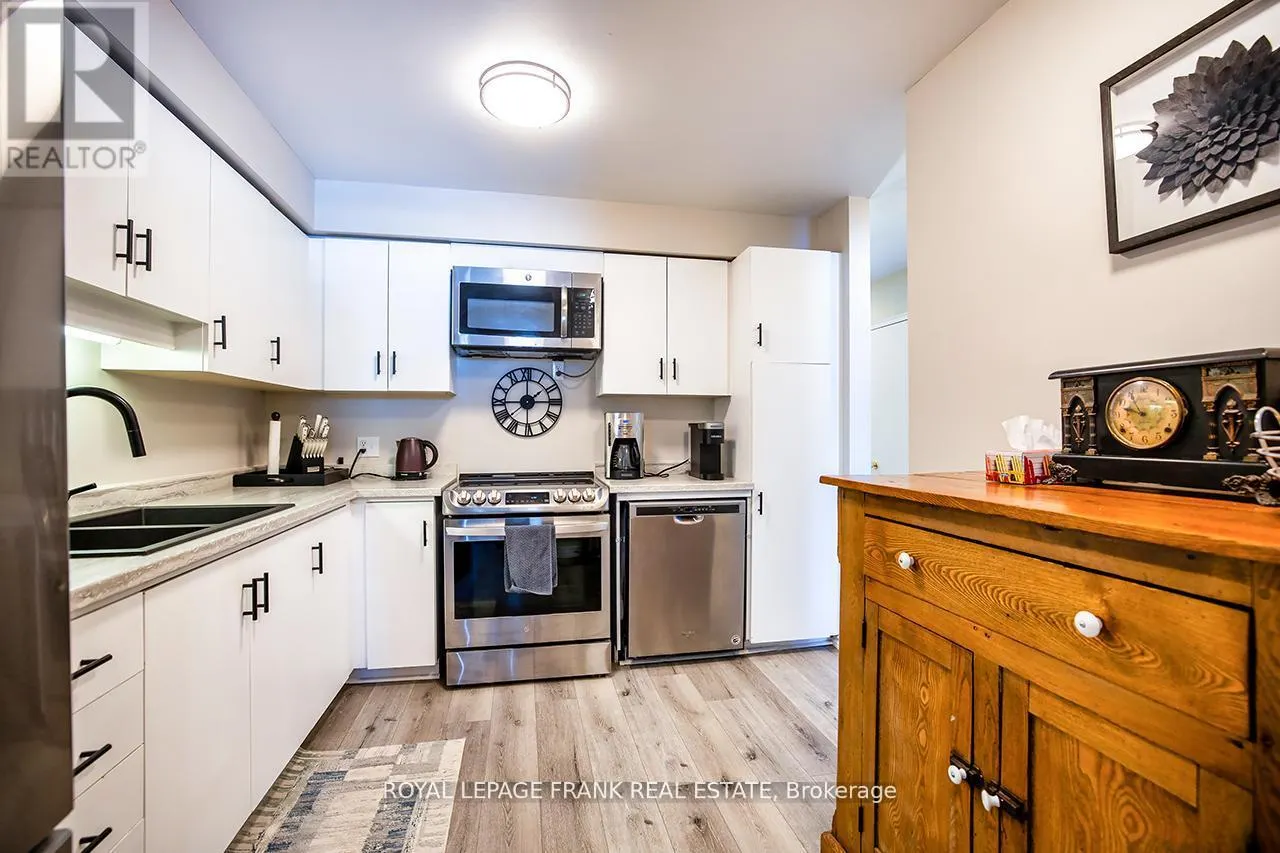 9 - 433 MAY STREET #9