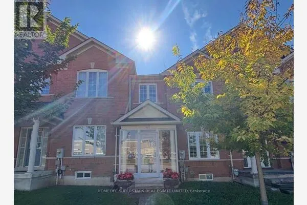 47 DAVOS ROAD W