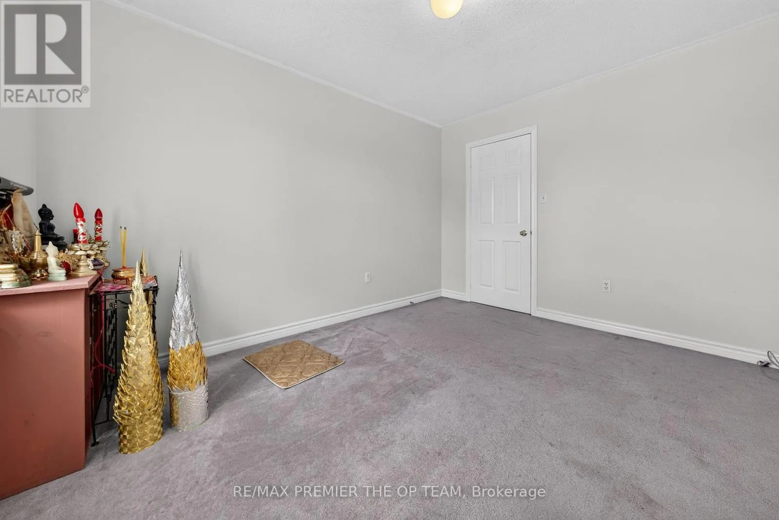 151 STELLICK AVENUE