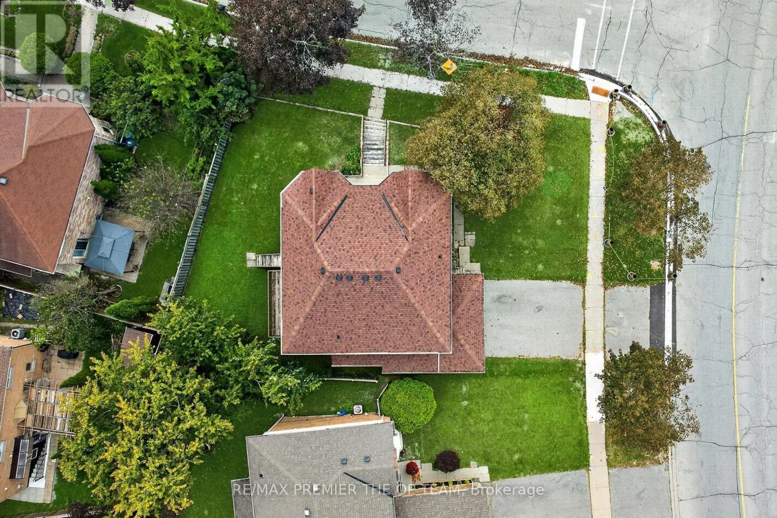 151 STELLICK AVENUE
