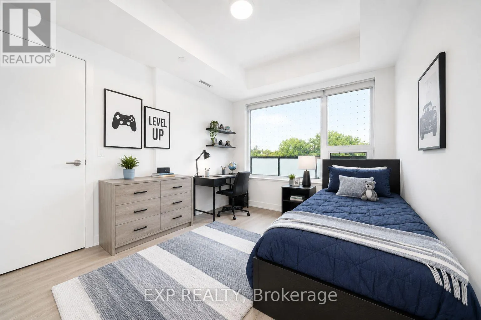 235 - 8188 YONGE STREET