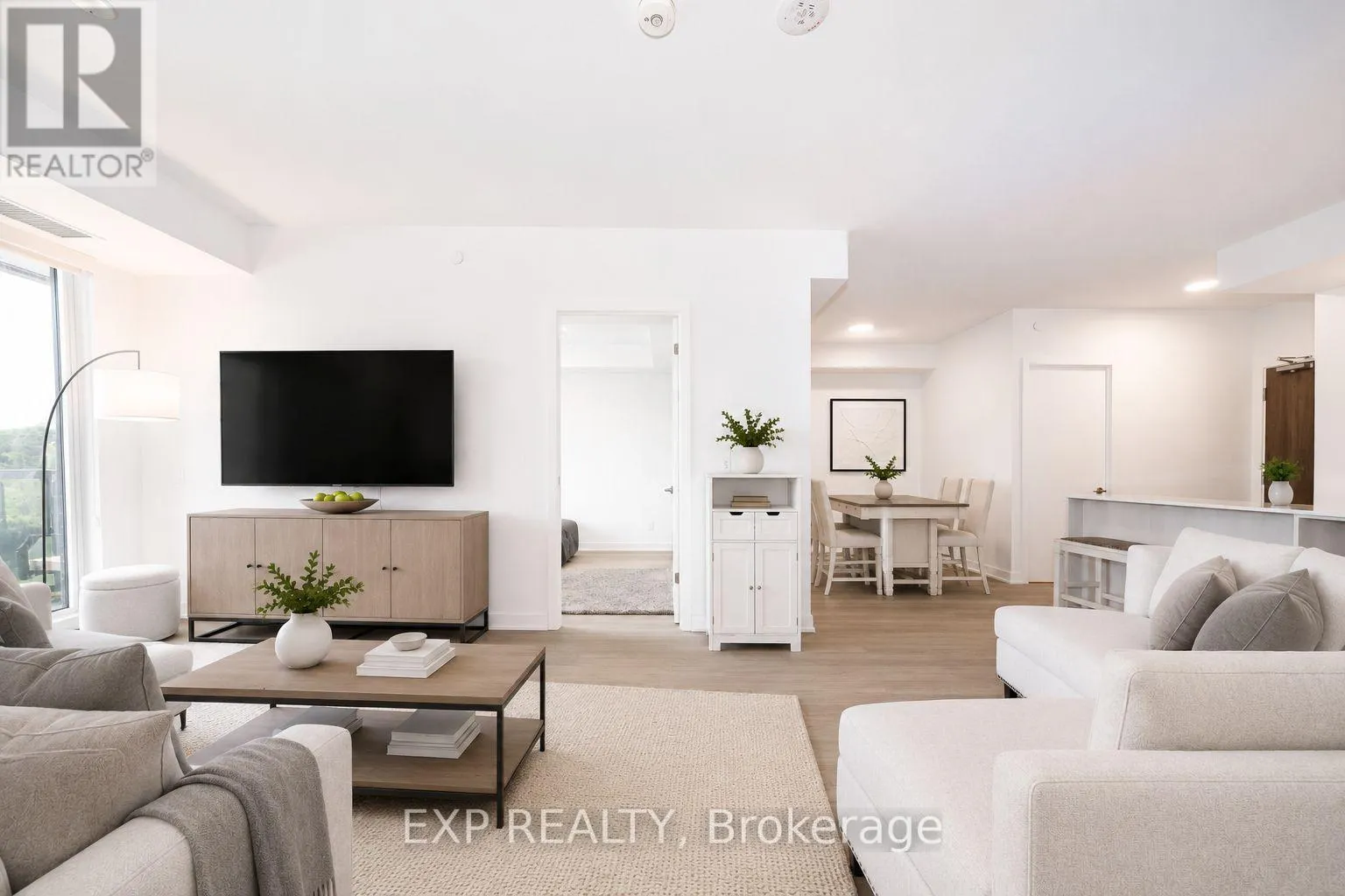 235 - 8188 YONGE STREET