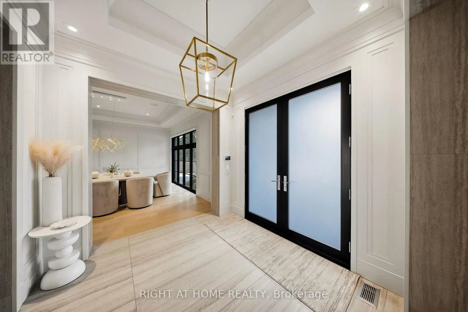 125 CLEARVIEW HEIGHTS
