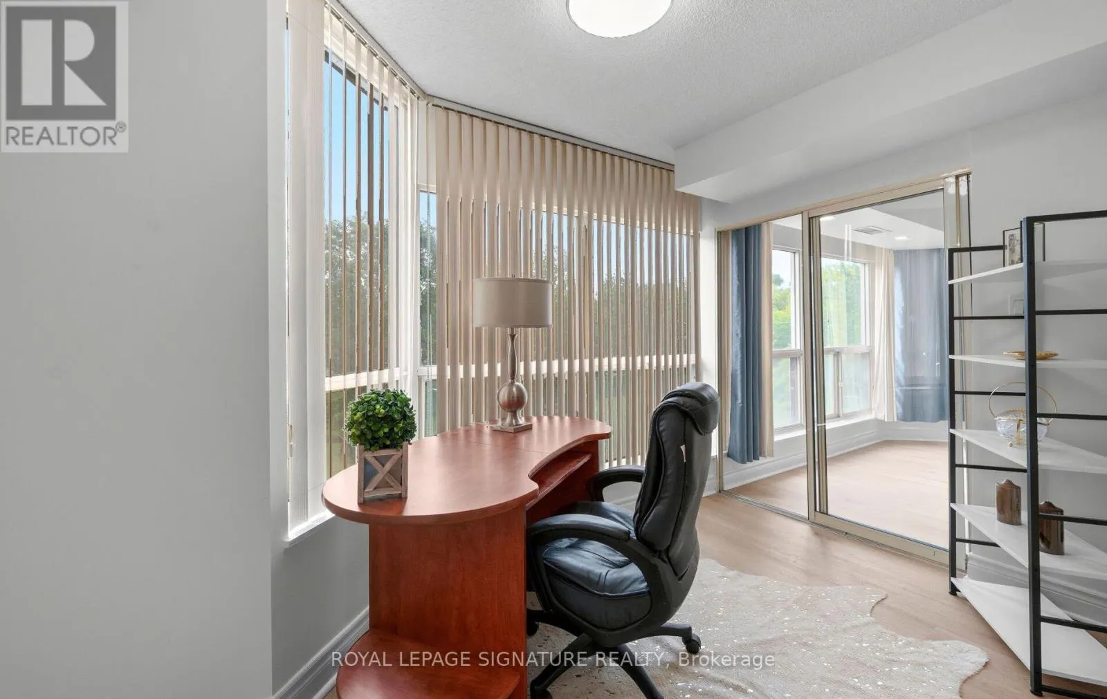 202 - 175 CEDAR AVENUE