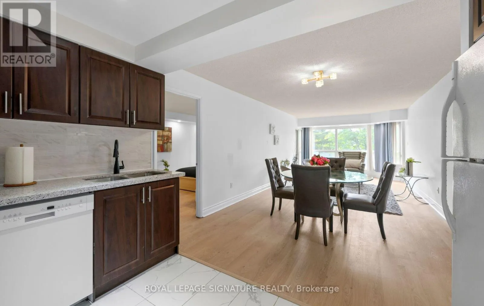 202 - 175 CEDAR AVENUE