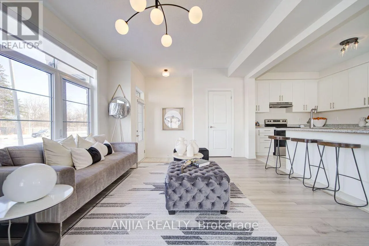 111 CARNEROS WAY