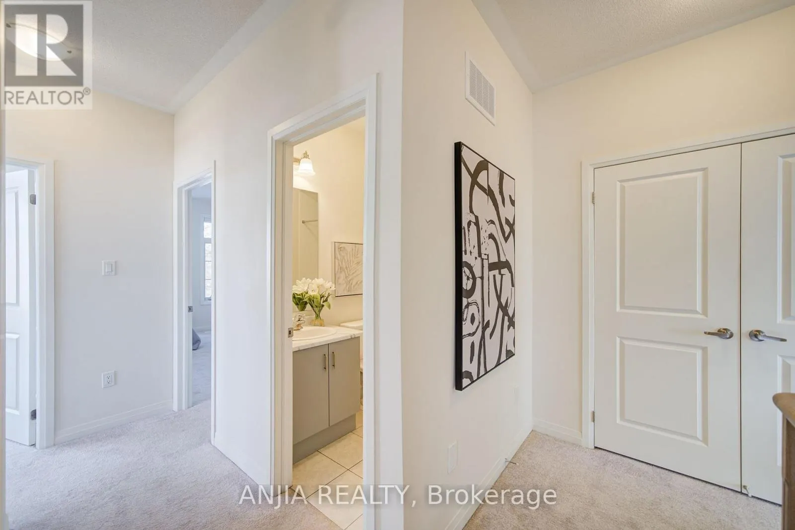 111 CARNEROS WAY