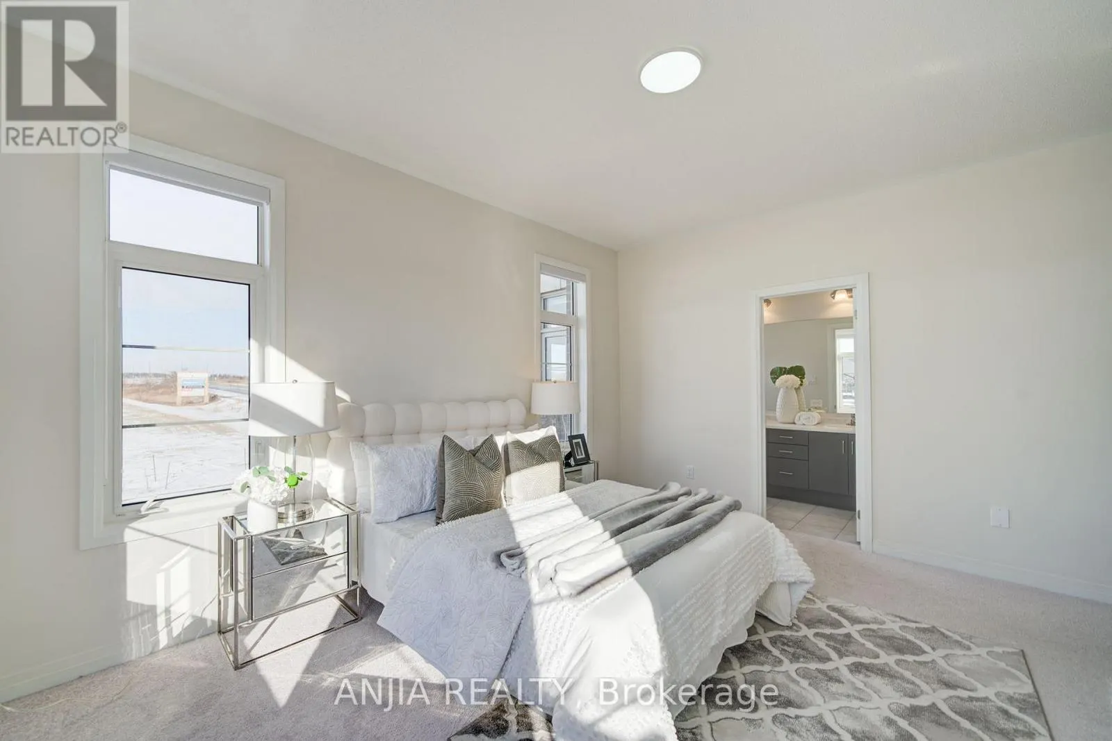 111 CARNEROS WAY