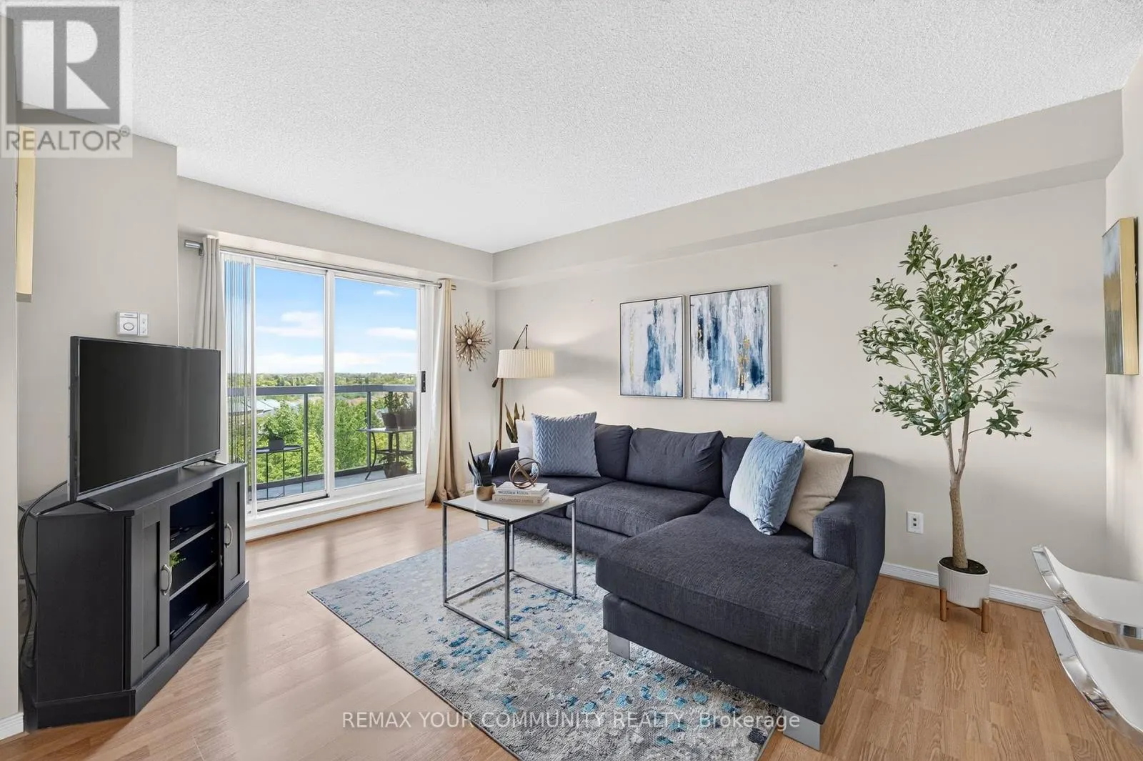 721 - 3 ELLESMERE STREET