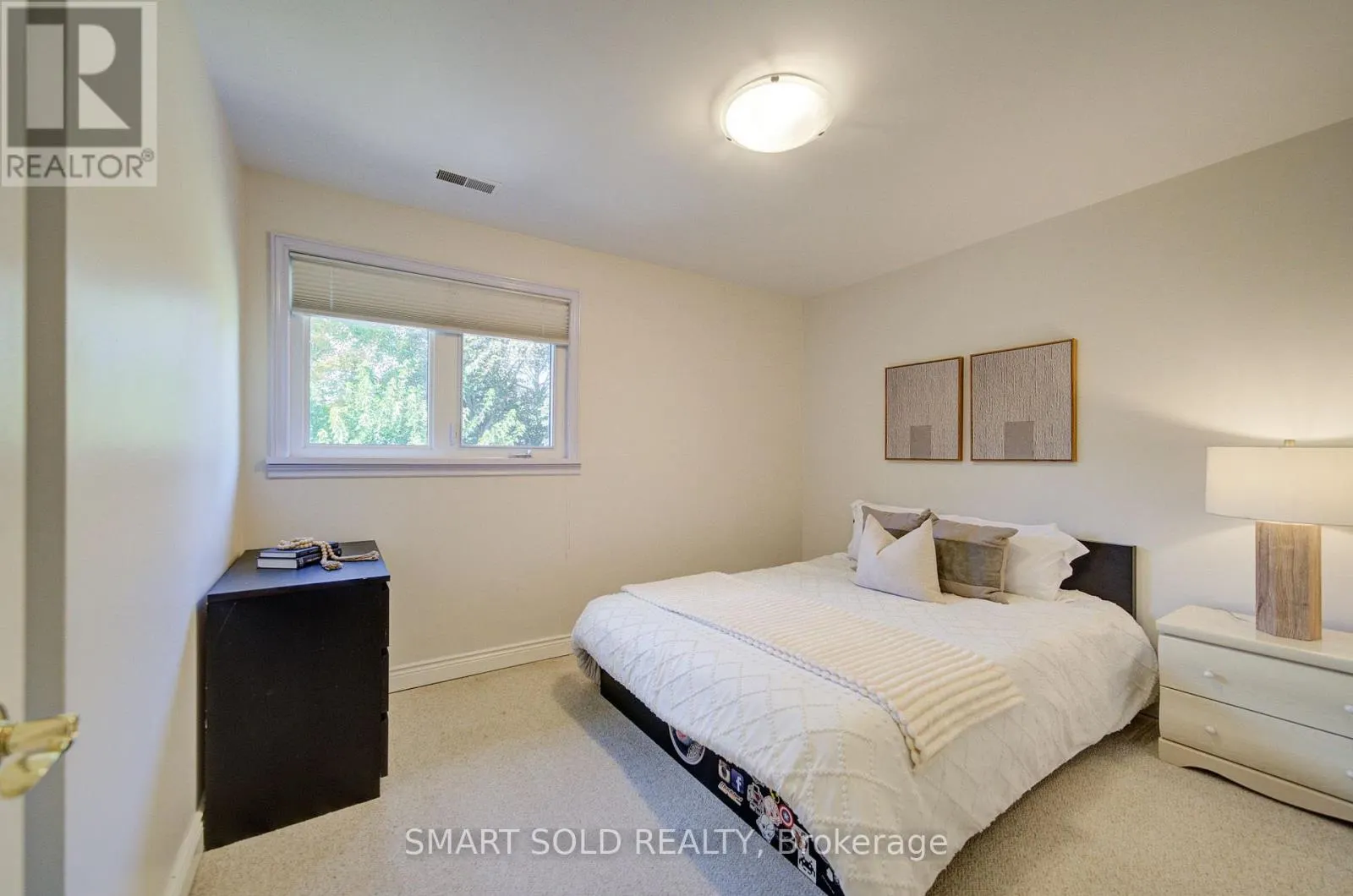 24 HAMILTON HALL DRIVE