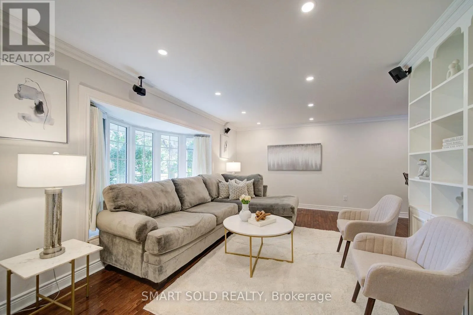 24 HAMILTON HALL DRIVE