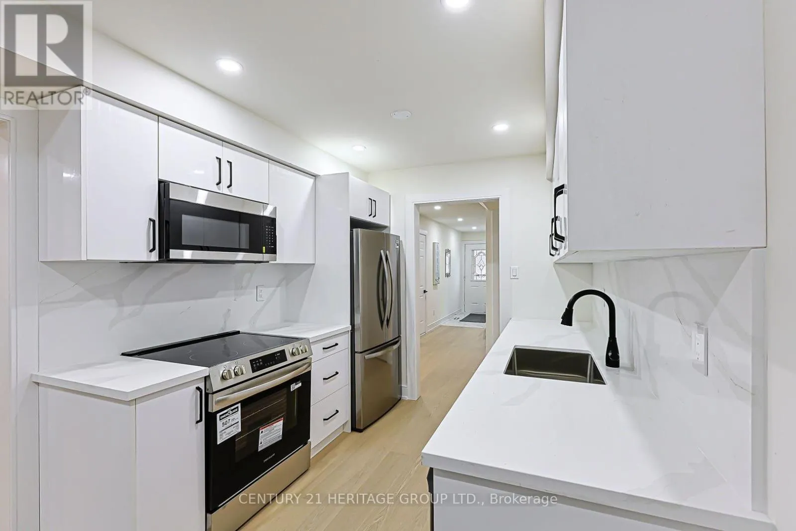 9 - 766 CARADONNA CRESCENT