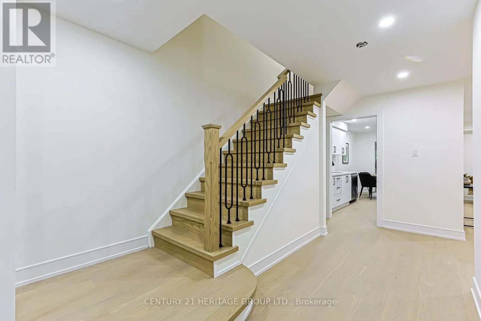 9 - 766 CARADONNA CRESCENT