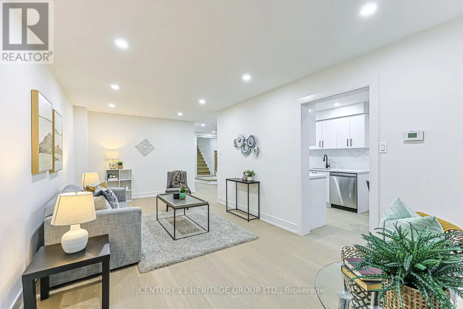 9 - 766 CARADONNA CRESCENT