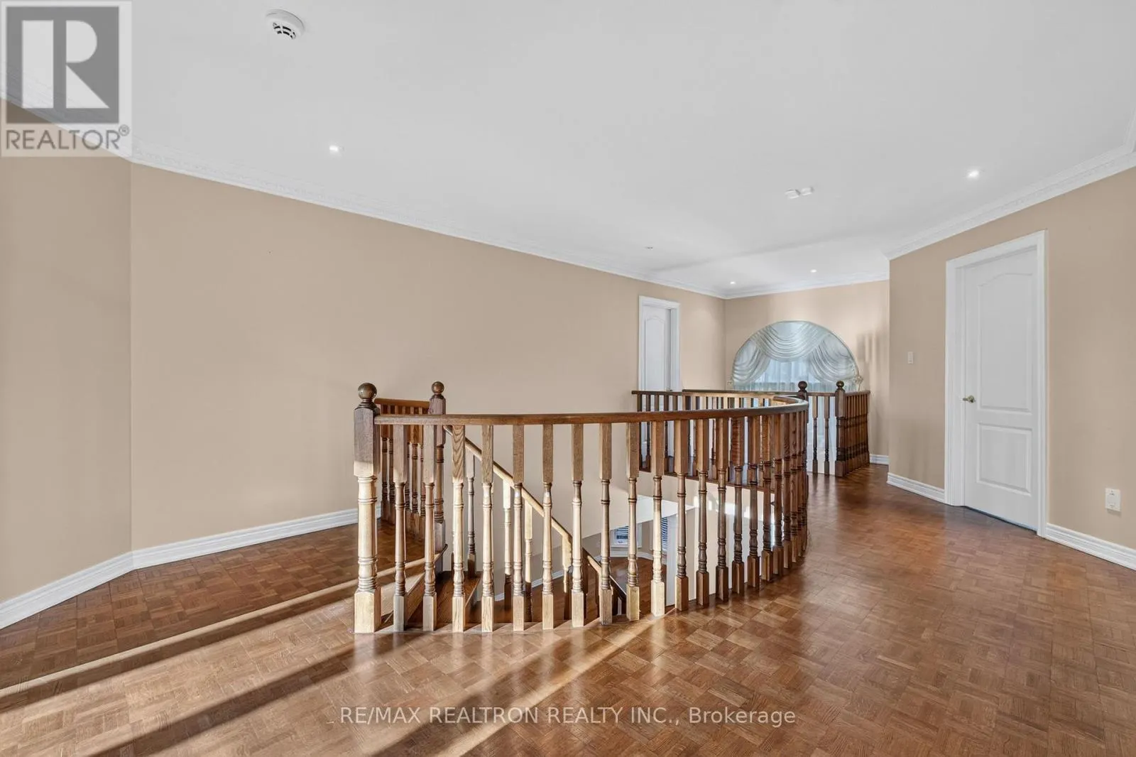 12 LOUDON CRESCENT