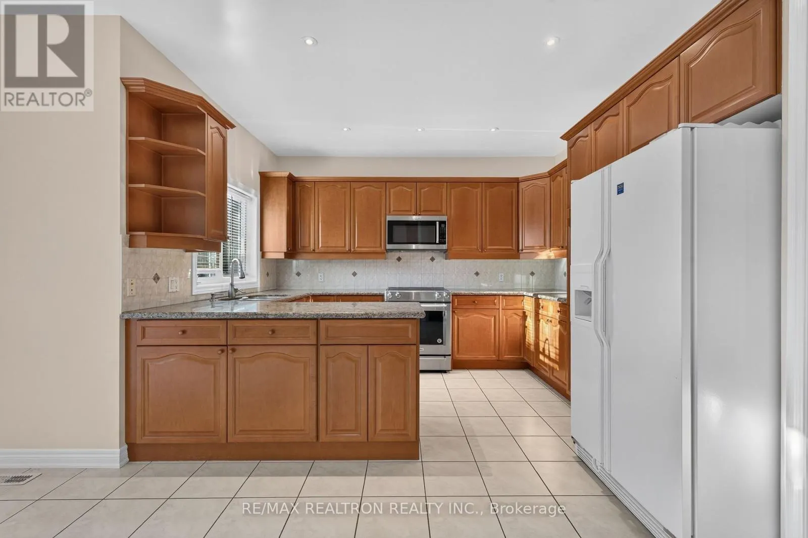 12 LOUDON CRESCENT