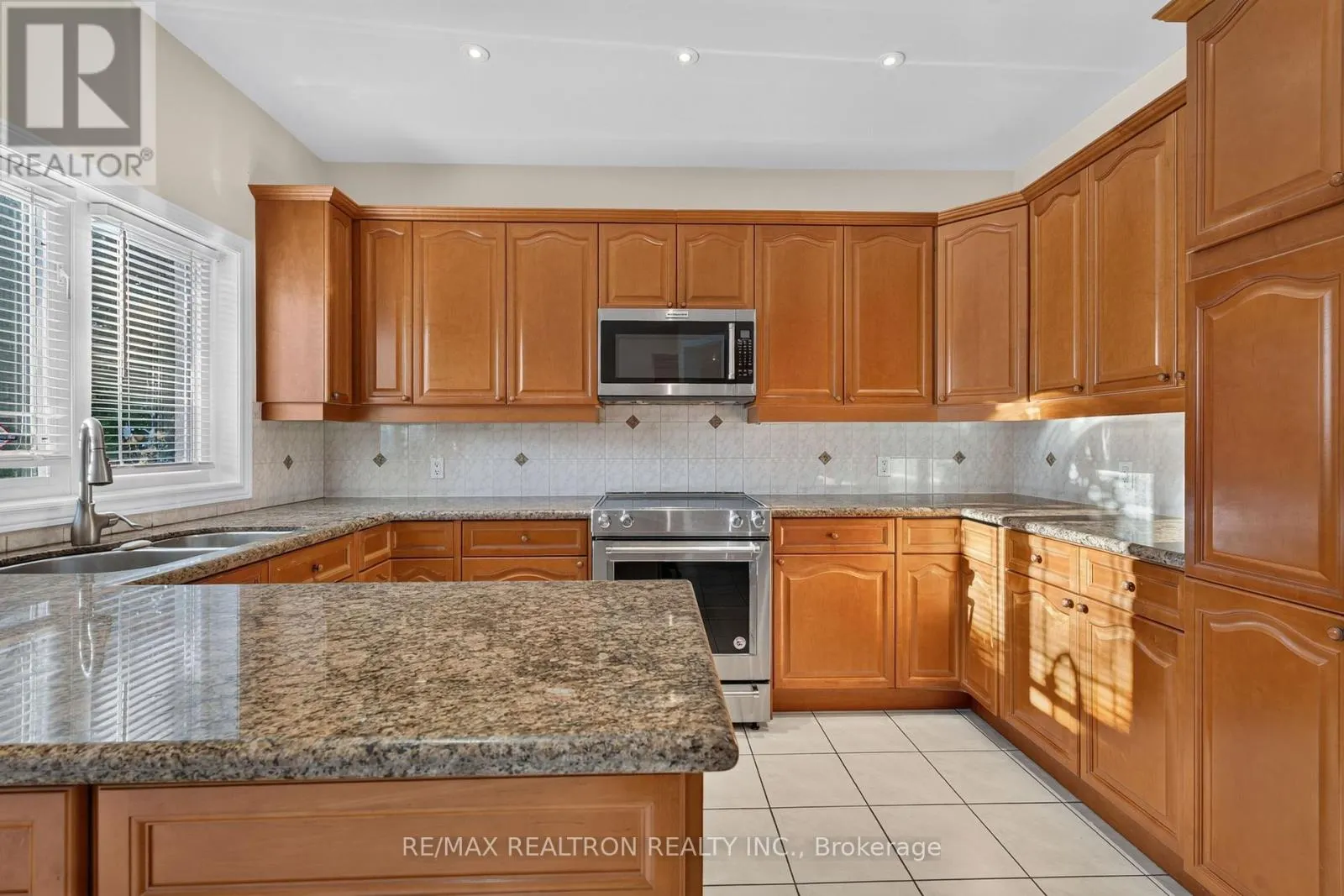12 LOUDON CRESCENT