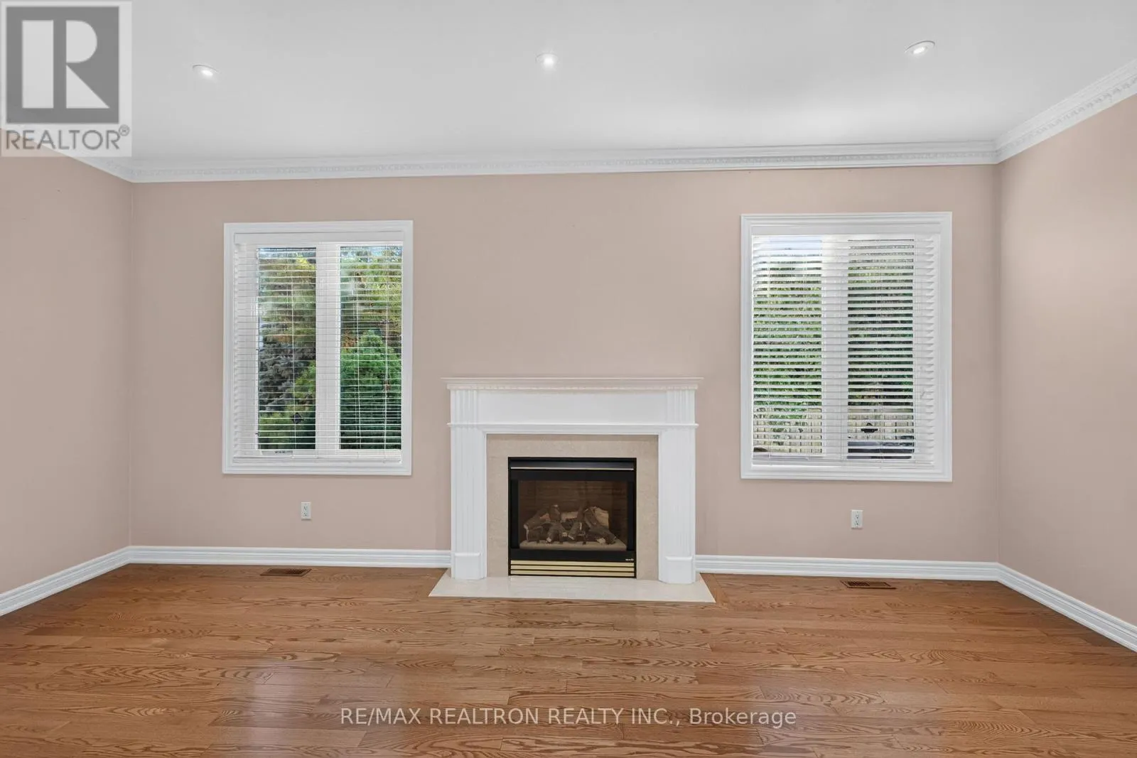 12 LOUDON CRESCENT