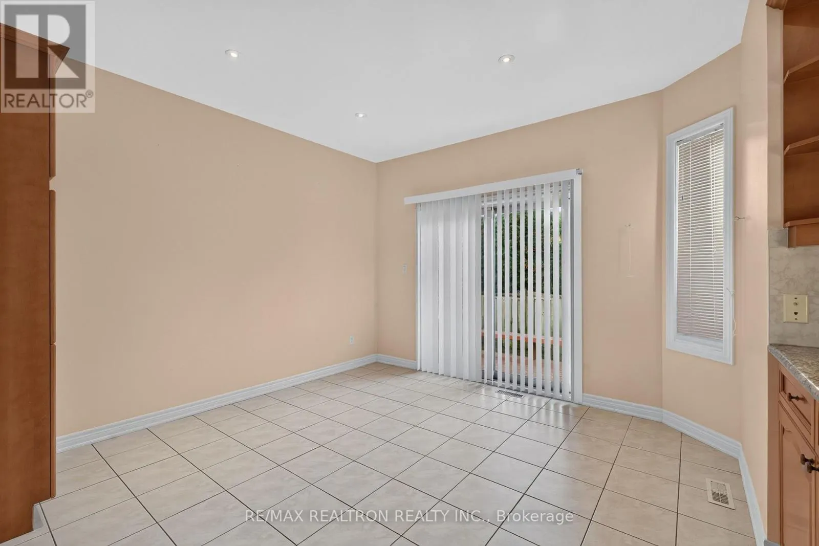 12 LOUDON CRESCENT