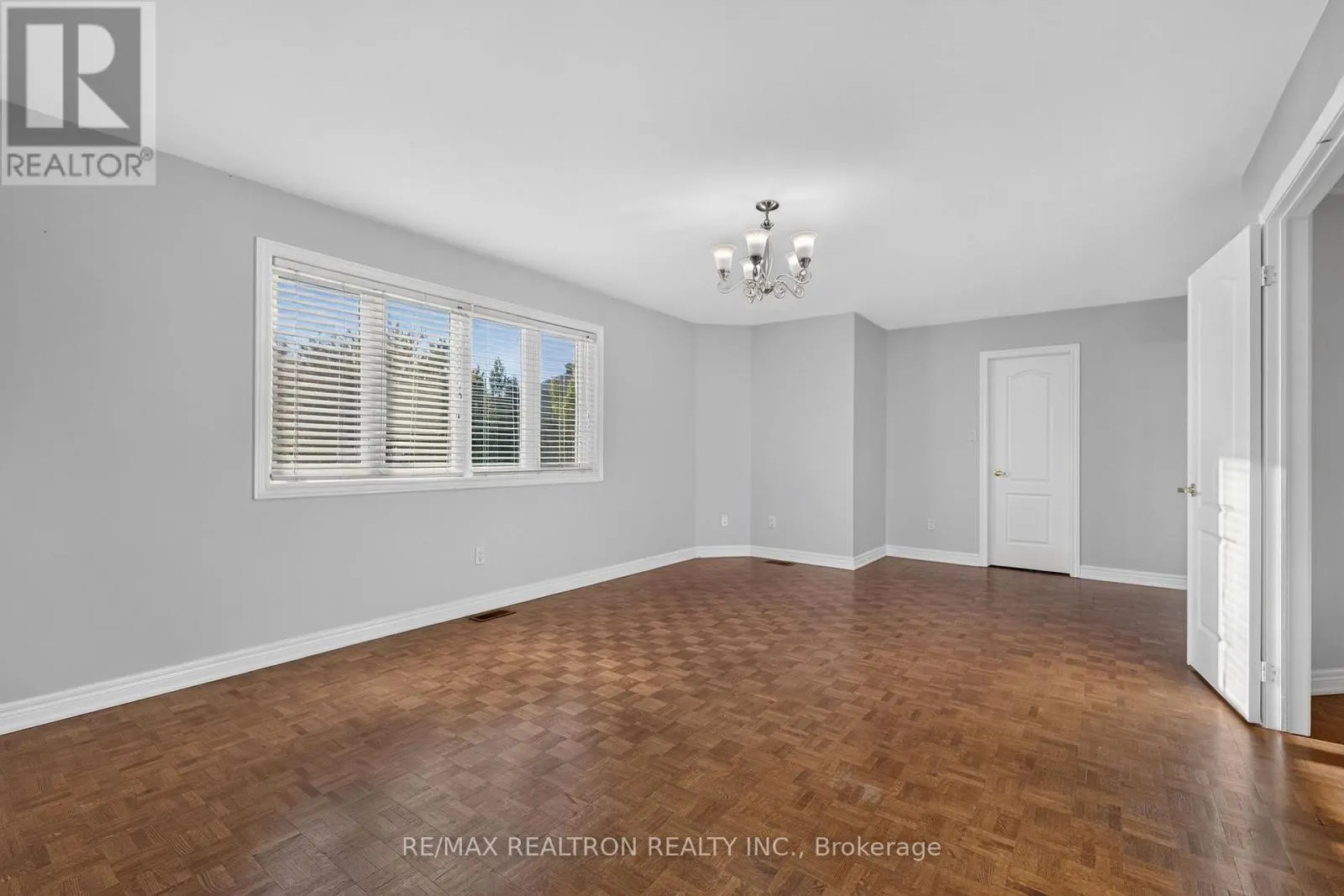 12 LOUDON CRESCENT