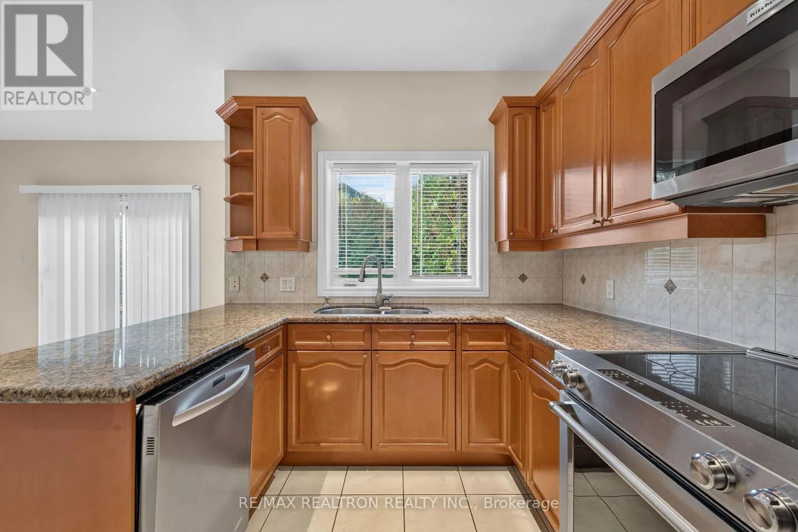12 LOUDON CRESCENT