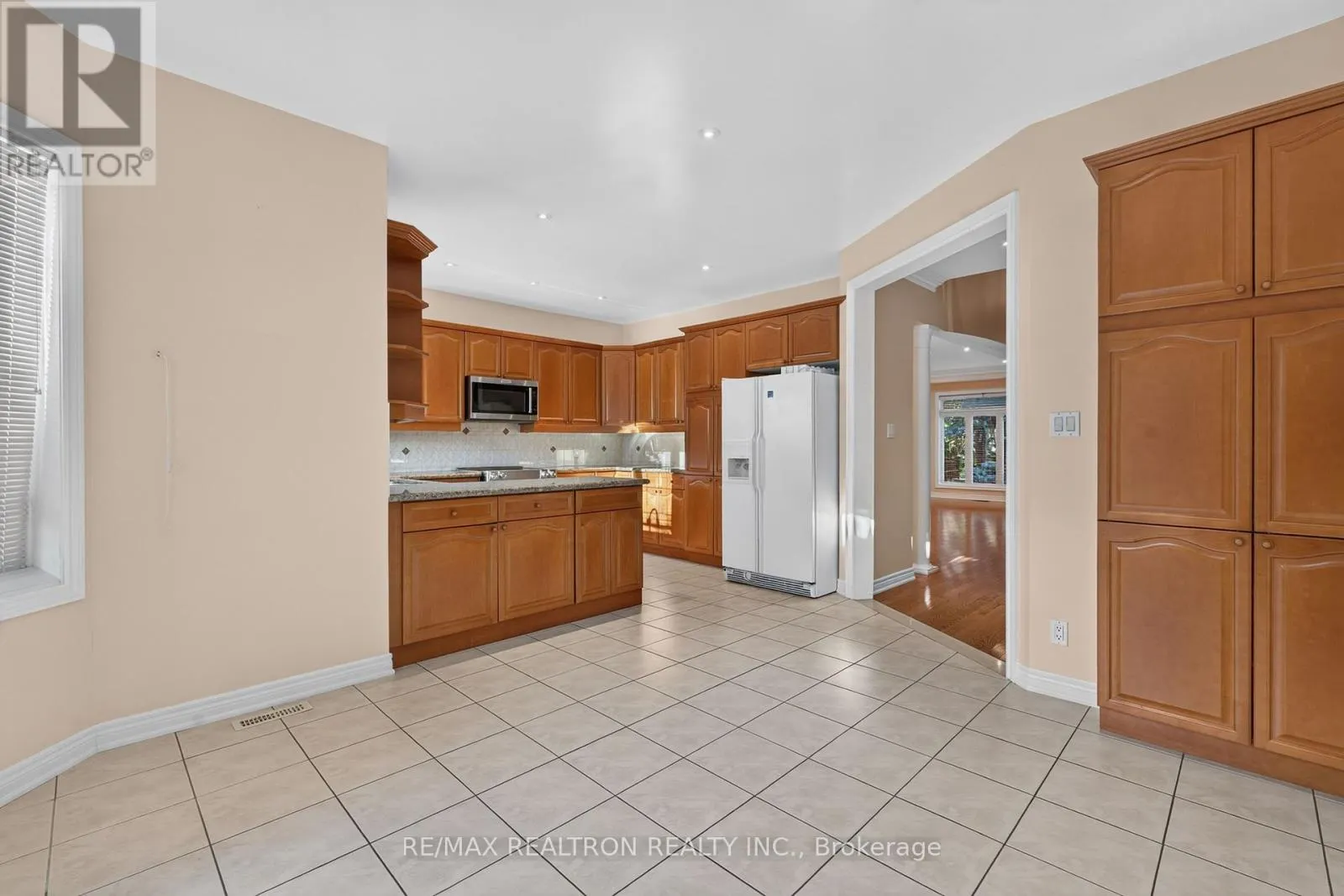 12 LOUDON CRESCENT