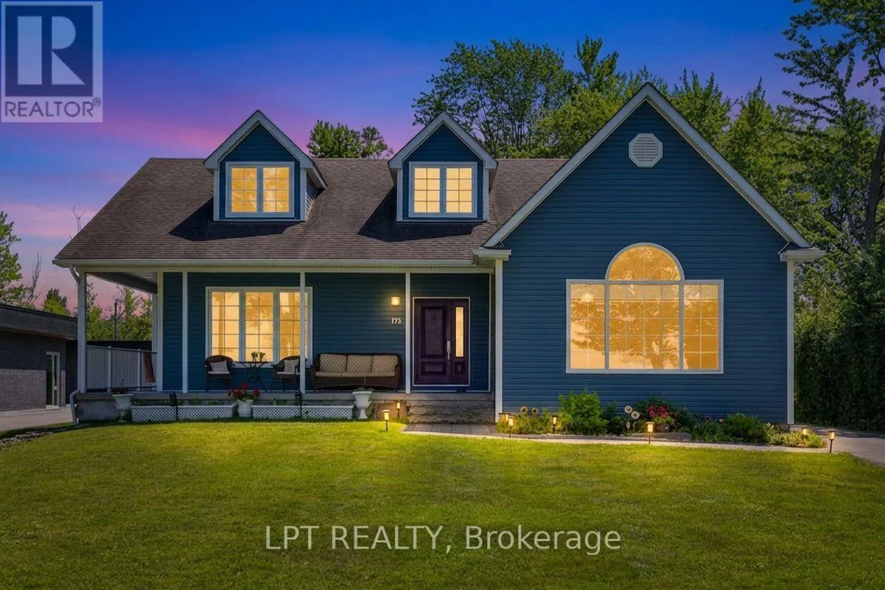 173 LAKE DRIVE E