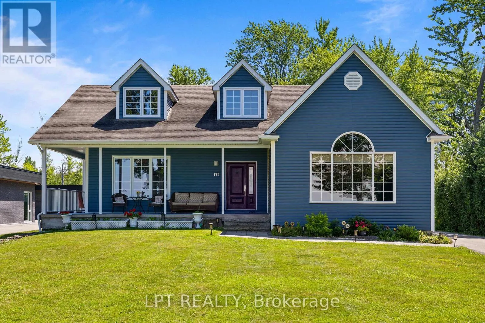 173 LAKE DRIVE E