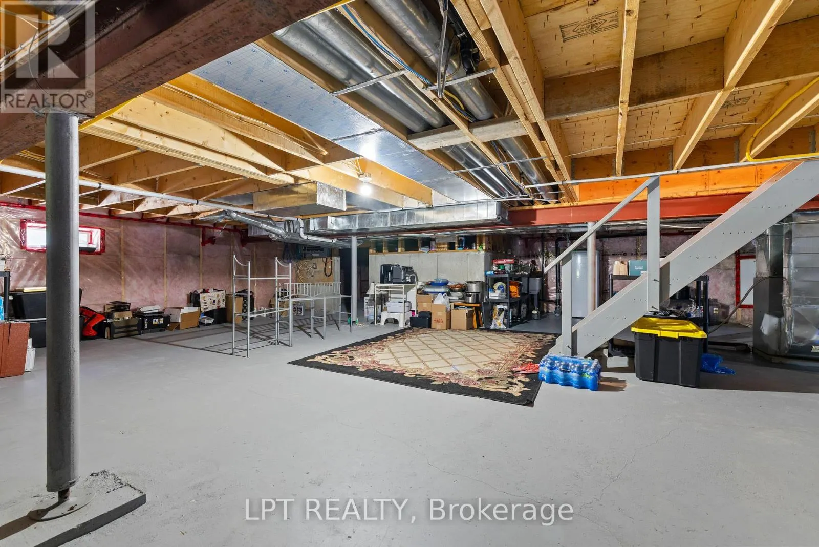 173 LAKE DRIVE E
