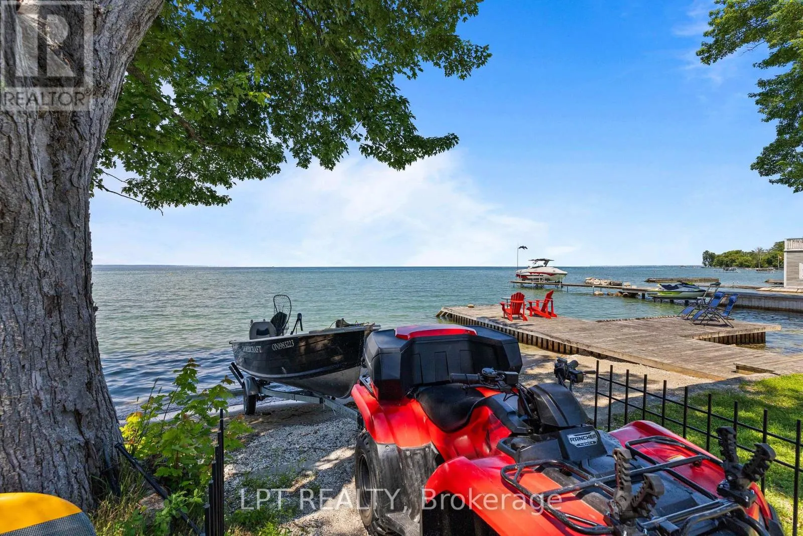 173 LAKE DRIVE E