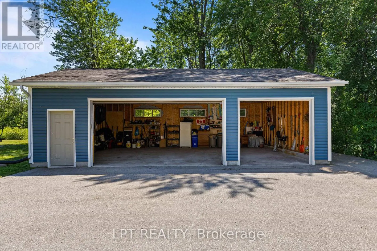 173 LAKE DRIVE E