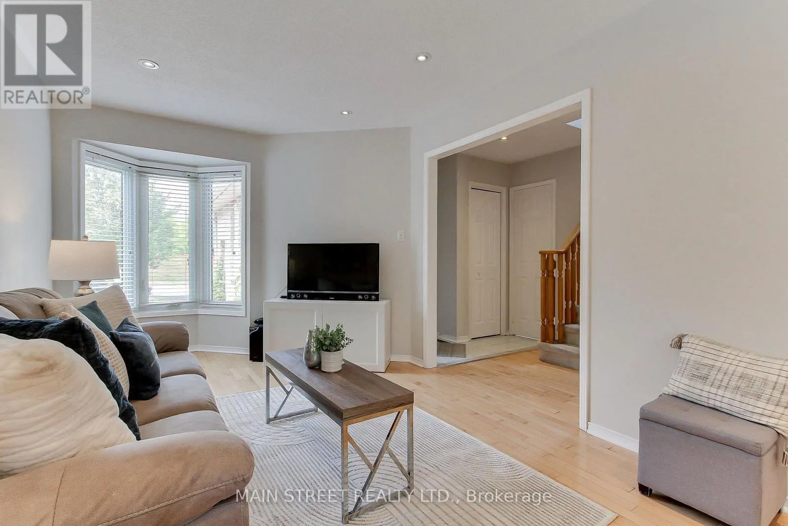 70 DUNSMORE CRESCENT