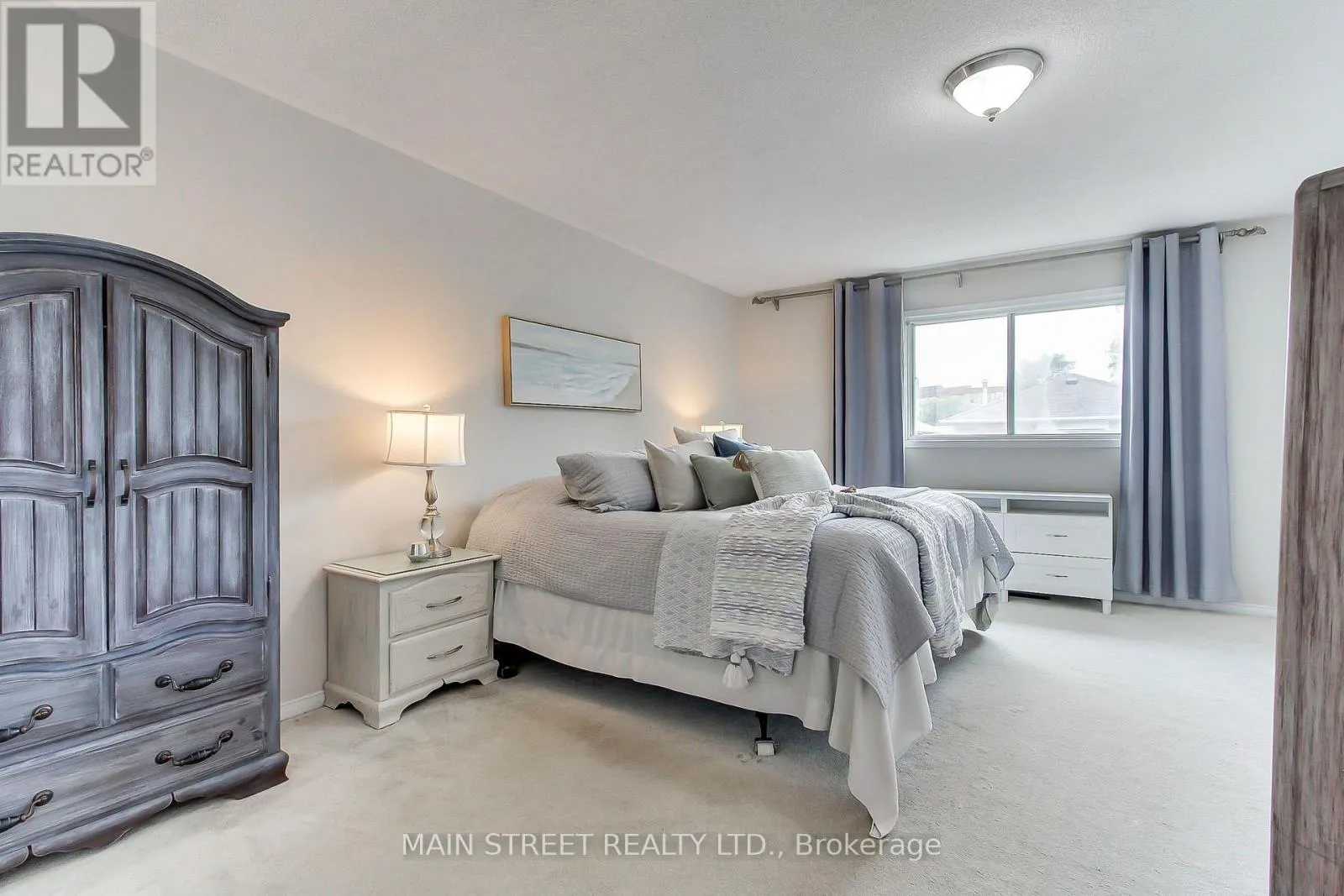 70 DUNSMORE CRESCENT