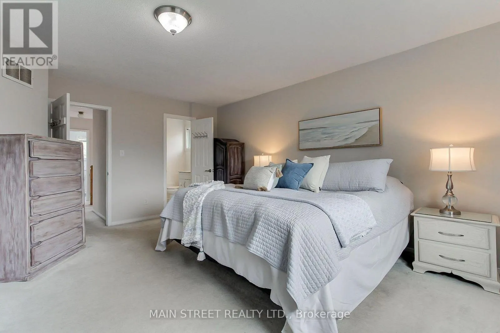 70 DUNSMORE CRESCENT