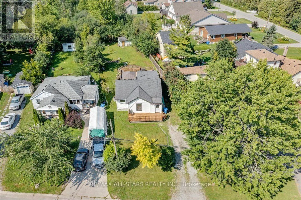 27182 WOODBINE AVENUE