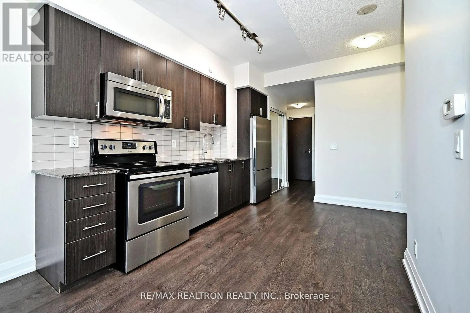 1122 - 7900 BATHURST STREET
