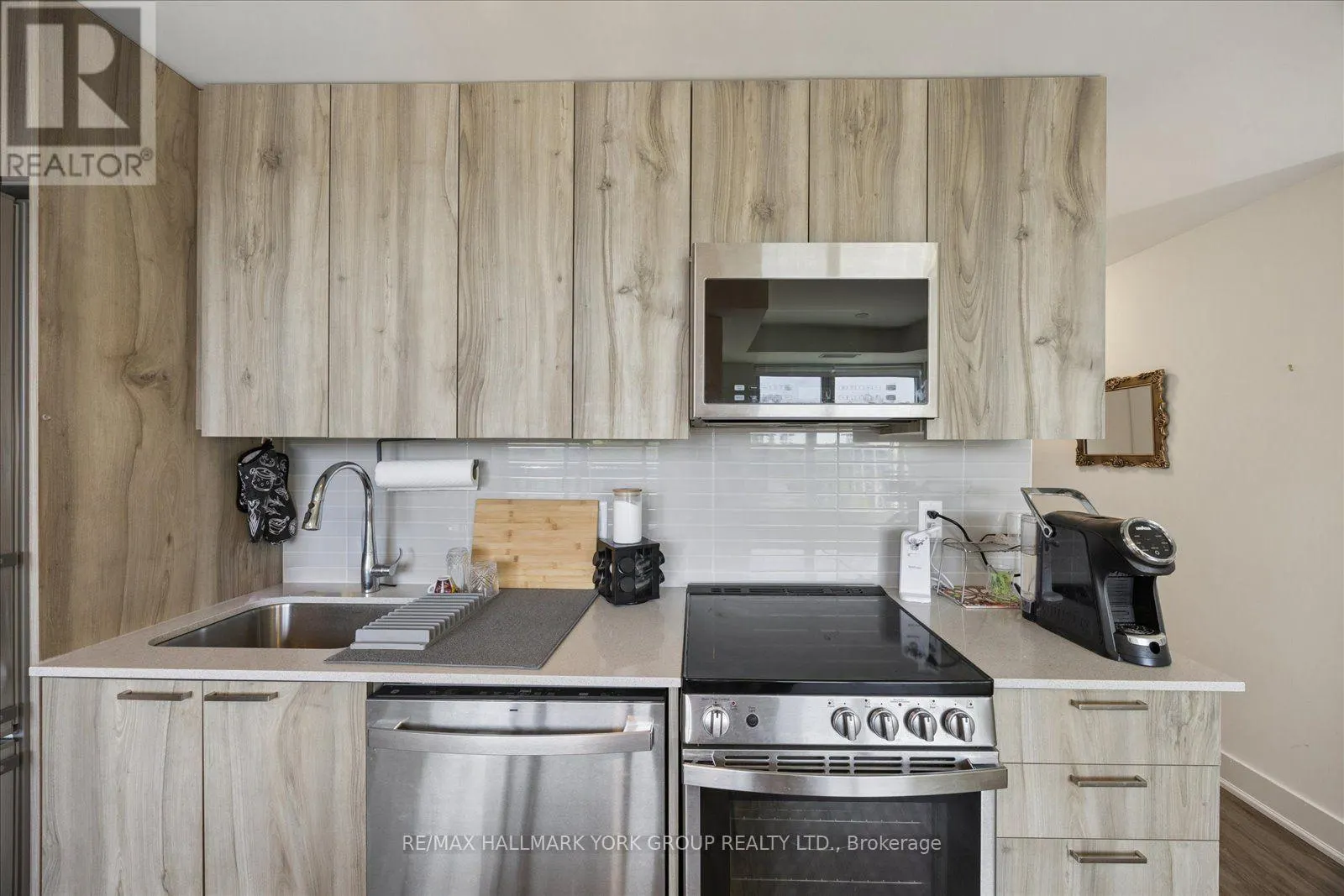 420 - 185 DEERFIELD ROAD