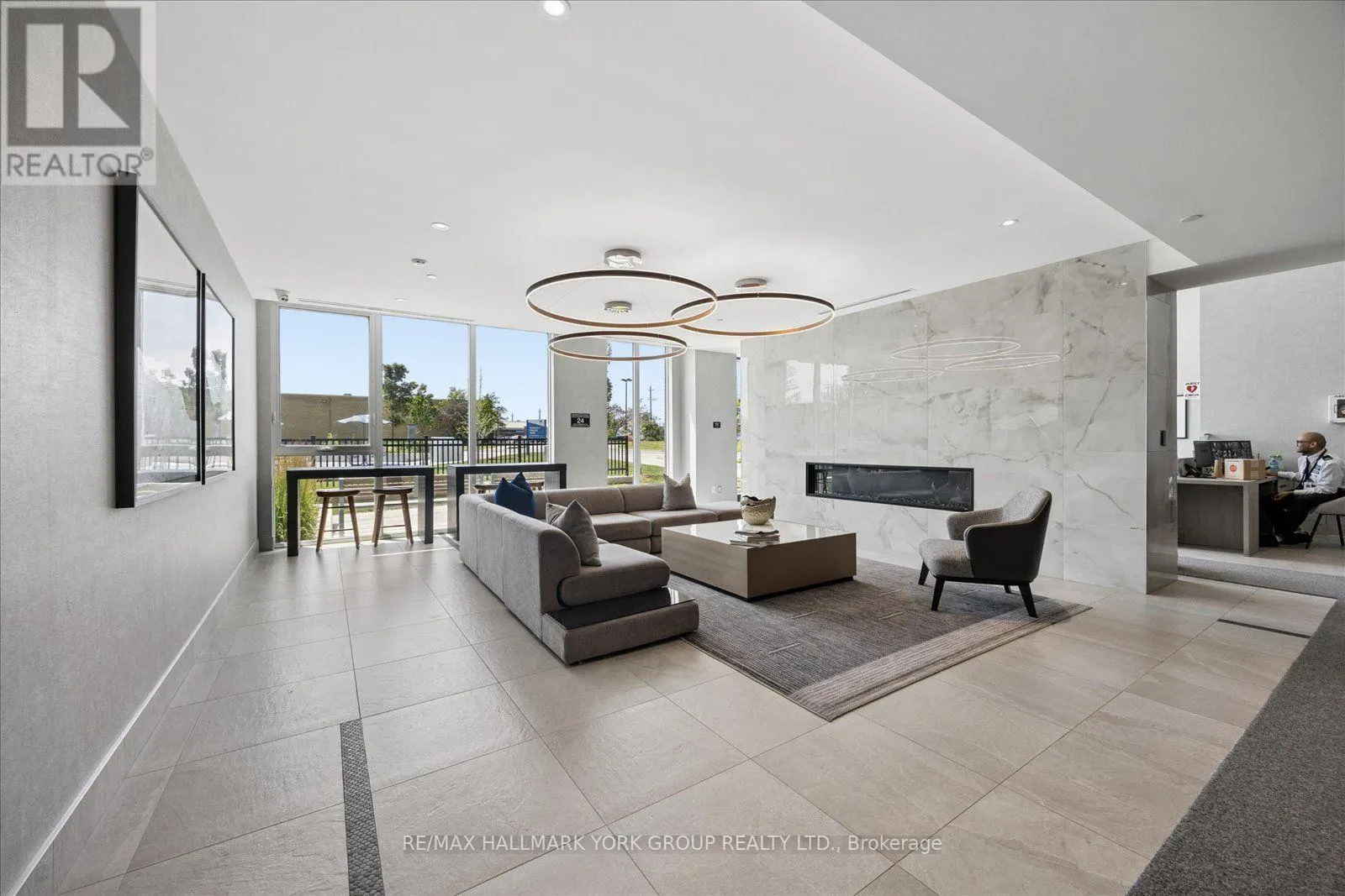 420 - 185 DEERFIELD ROAD