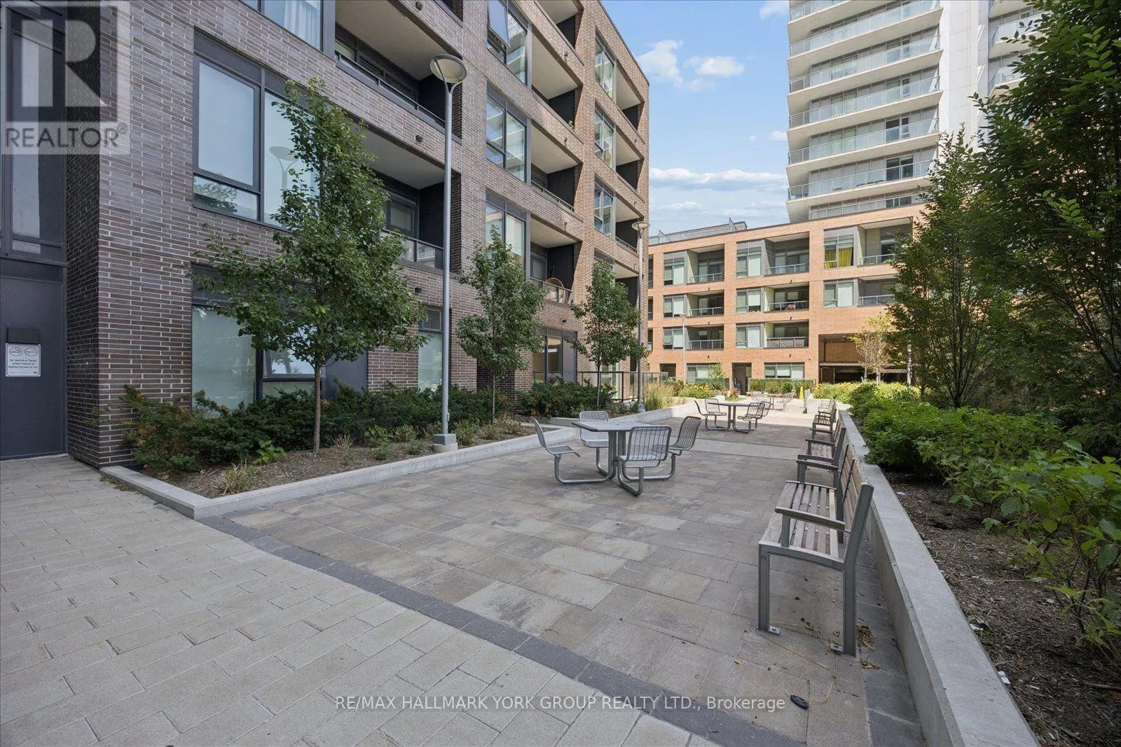 420 - 185 DEERFIELD ROAD