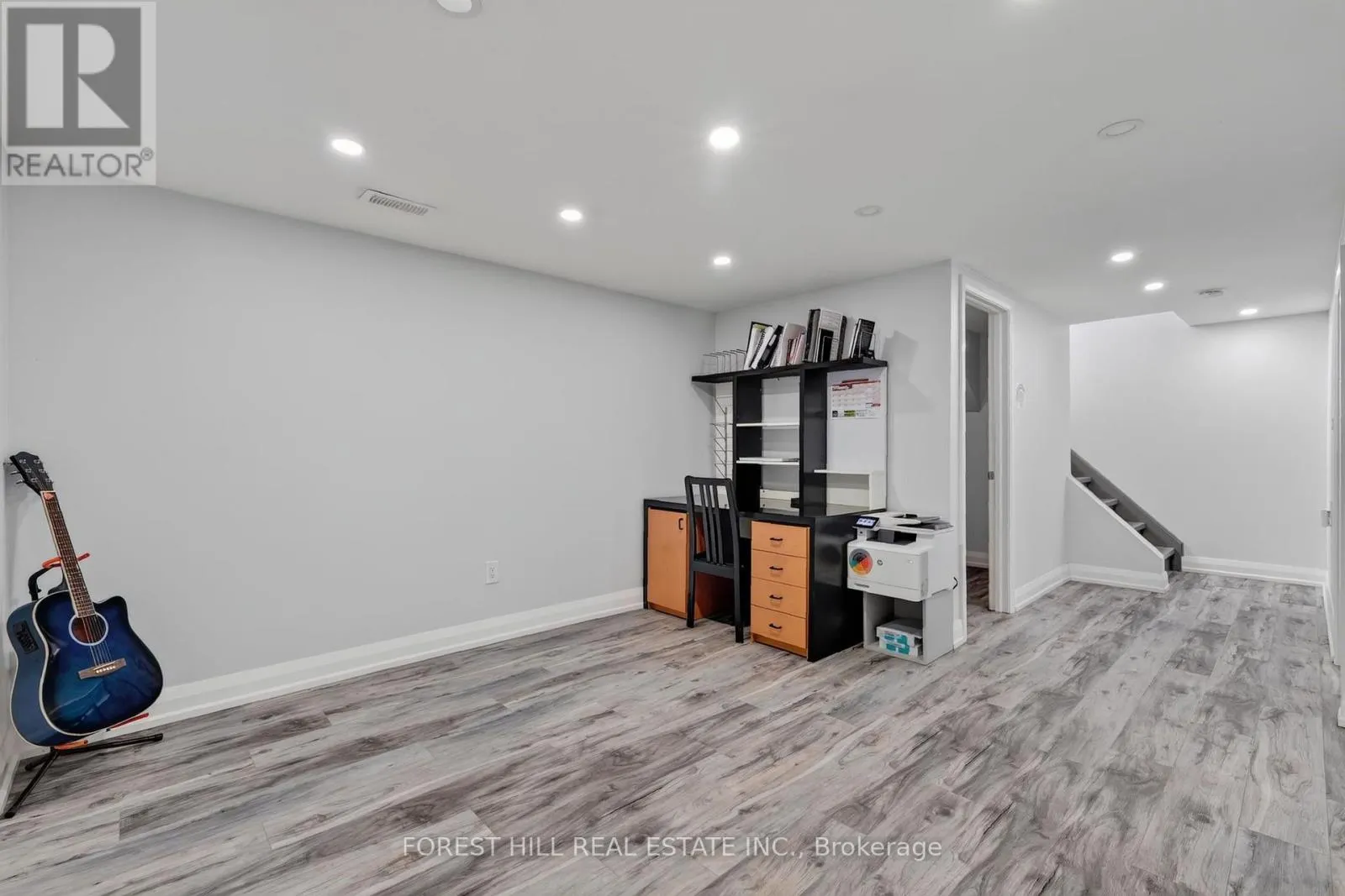286 PALMER AVENUE