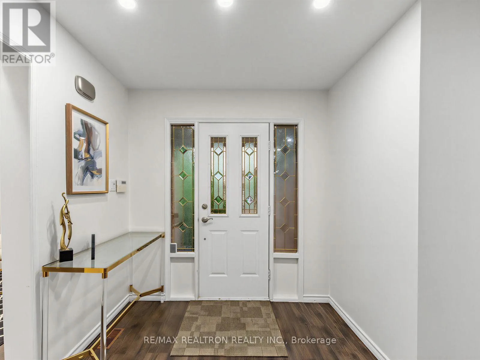 328 SALISBURY LANE