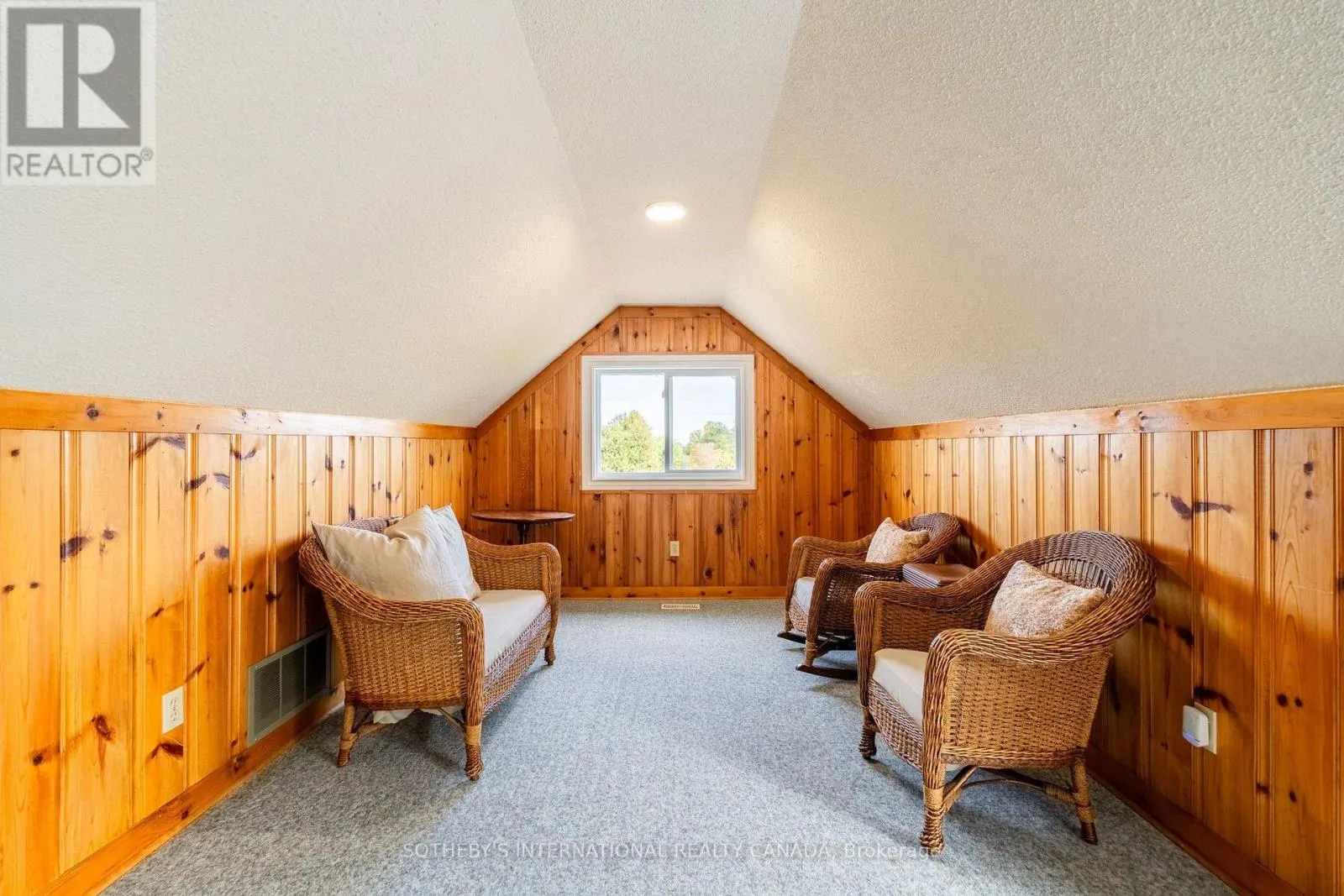 6055 17TH SIDE ROAD