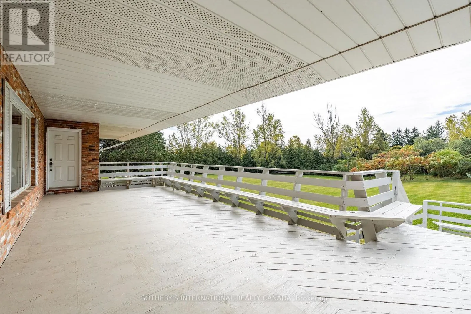 6055 17TH SIDE ROAD