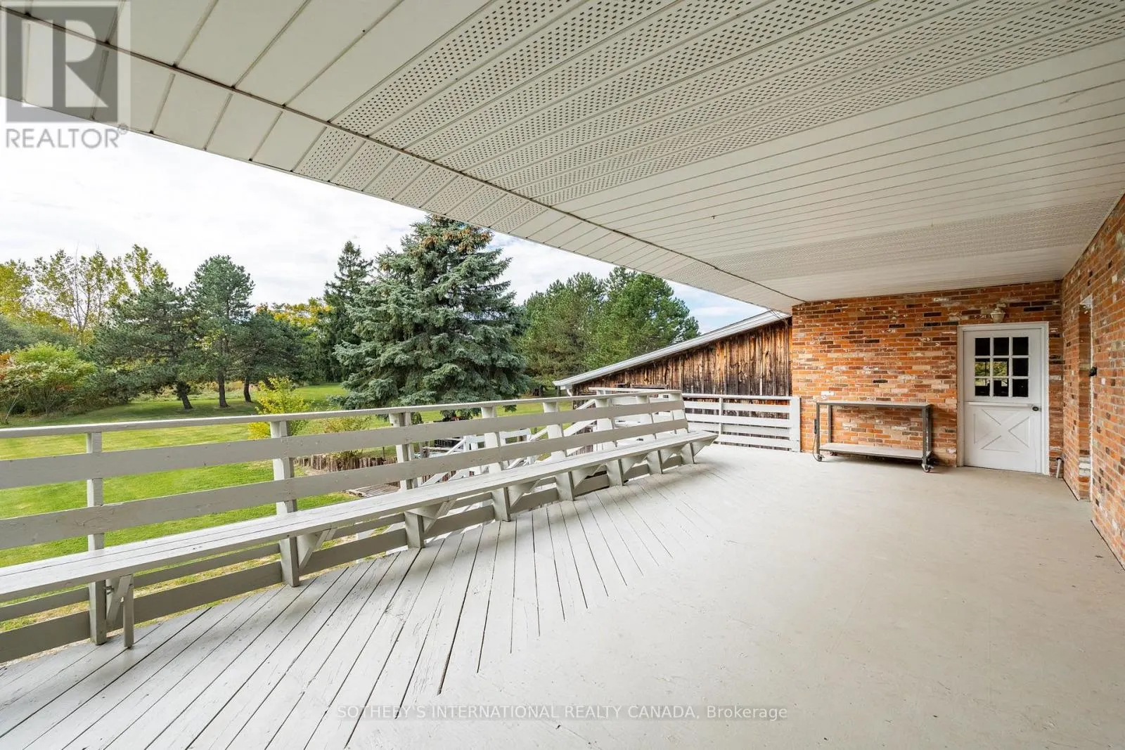 6055 17TH SIDE ROAD