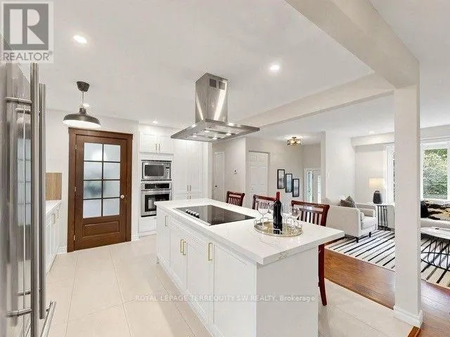 12 SIR PELLIAS TERRACE