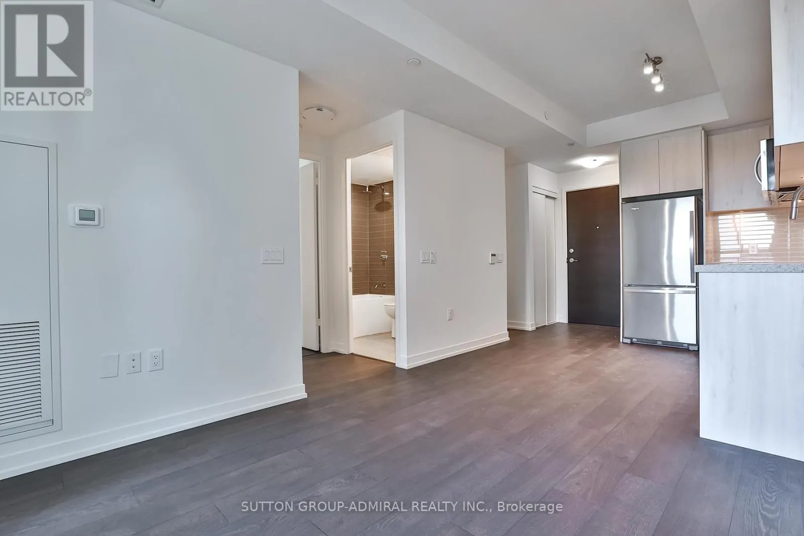 207E - 8868 YONGE STREET