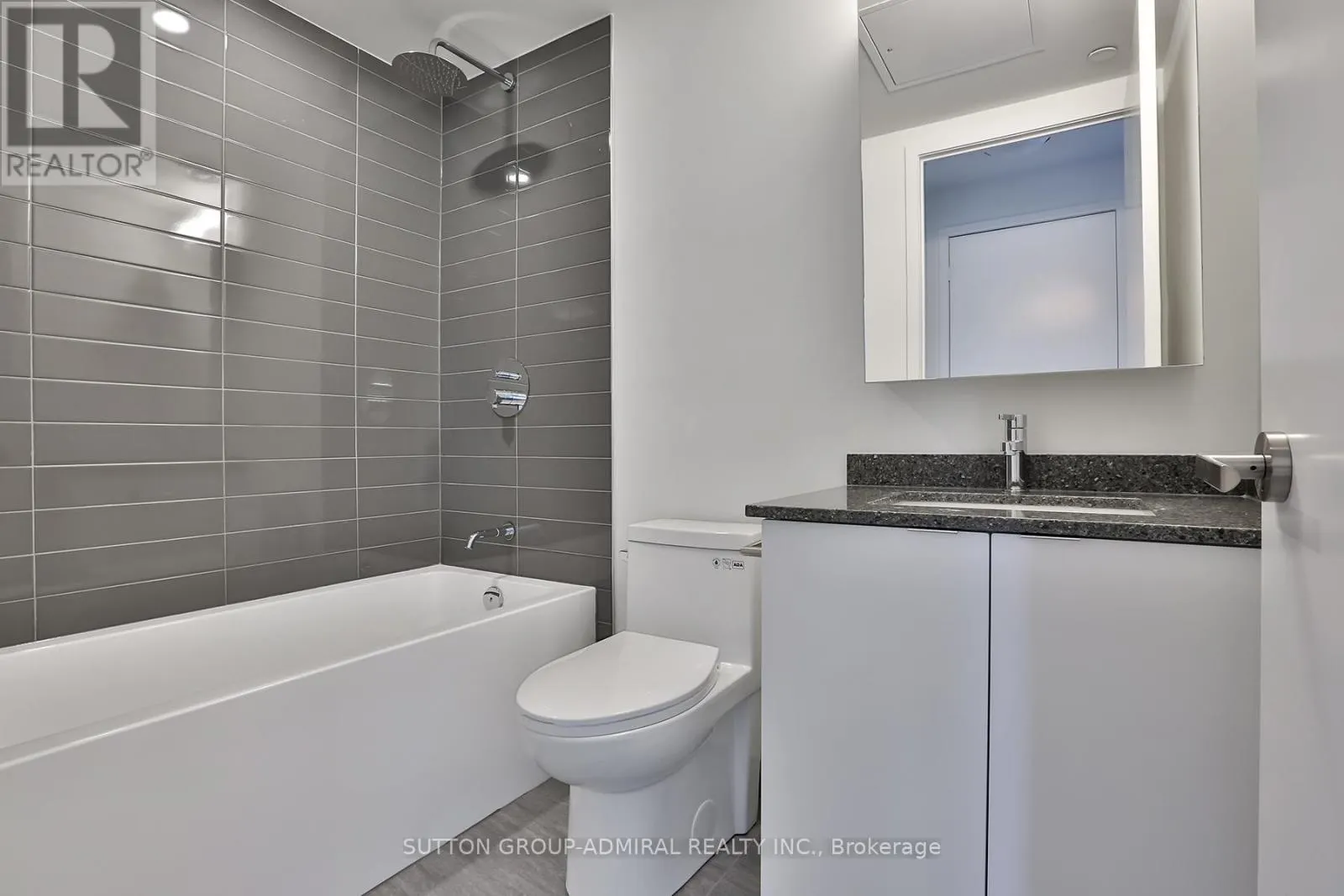 207E - 8868 YONGE STREET